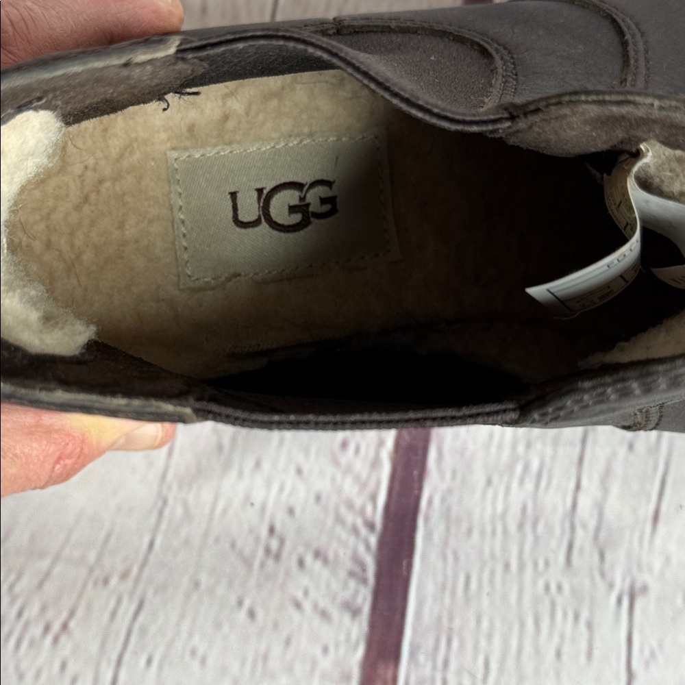UGG 'Bonham III' Boot - Picture 6 of 10